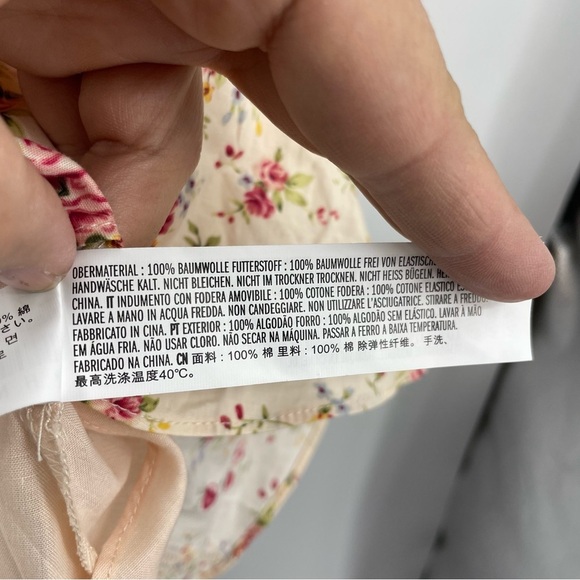 Tuckernuck Hyacinth House Cream Floral Ruffle Sleeve Addison Blouse - M - Picture 6 of 9